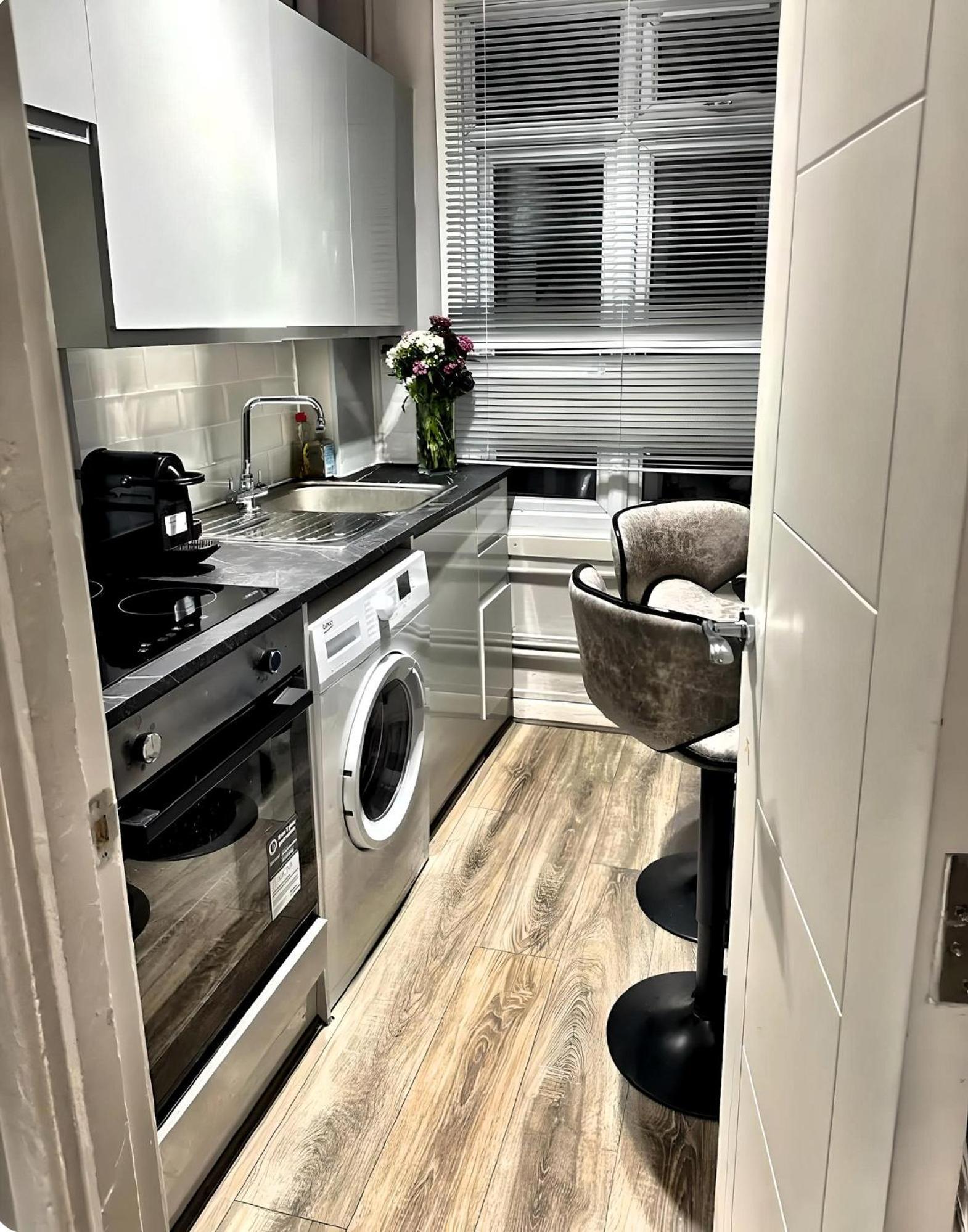 דירות לונדון Brixton Hill Retreat Modern And Cosy מראה חיצוני תמונה