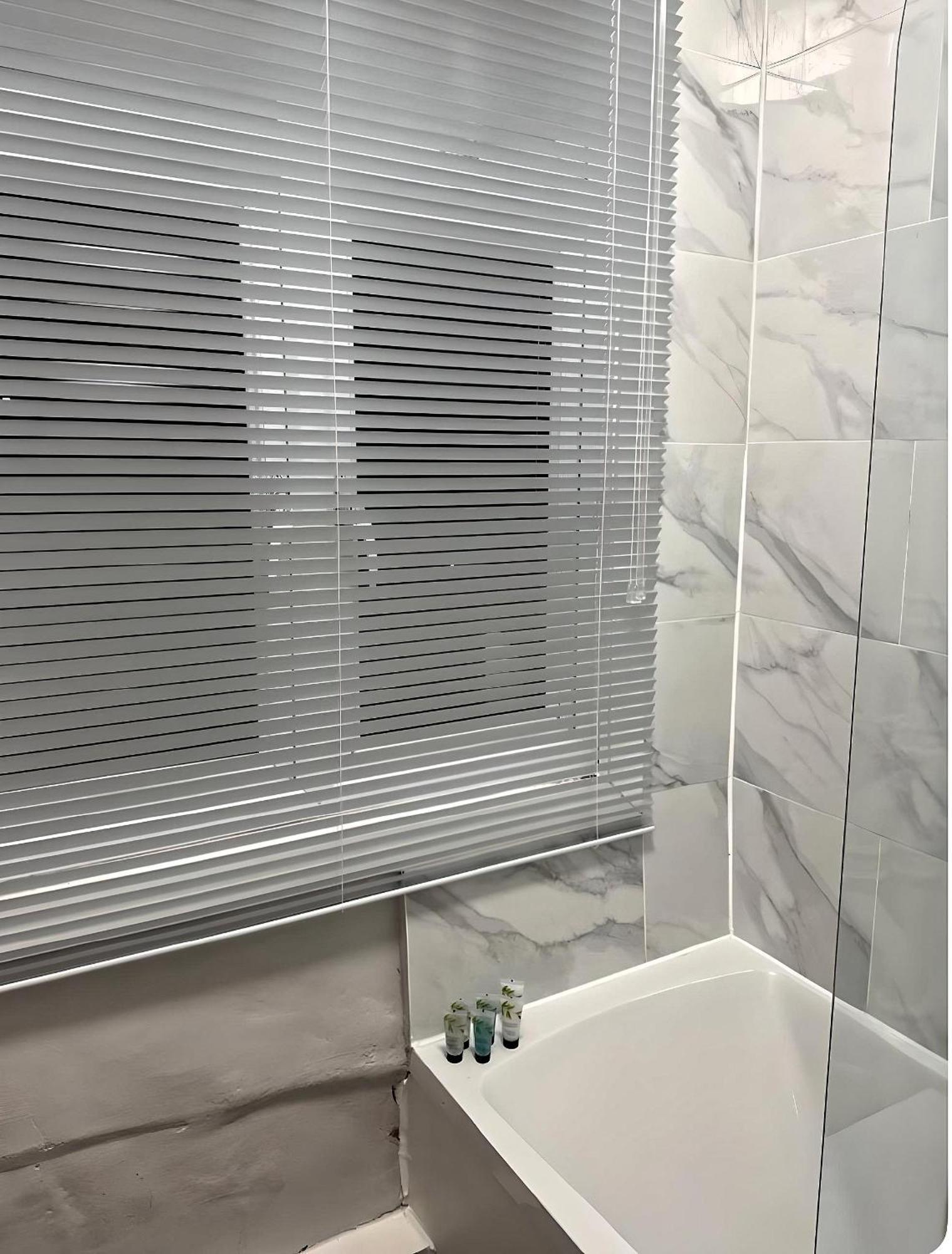 דירות לונדון Brixton Hill Retreat Modern And Cosy מראה חיצוני תמונה