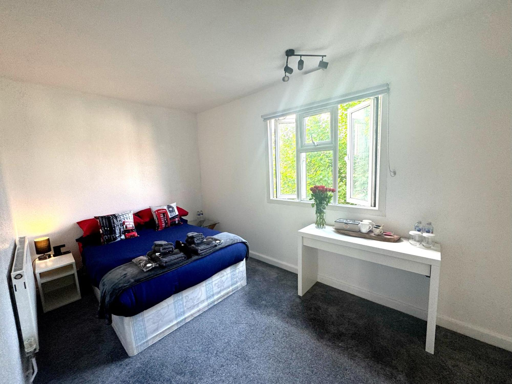 דירות לונדון Brixton Hill Retreat Modern And Cosy מראה חיצוני תמונה